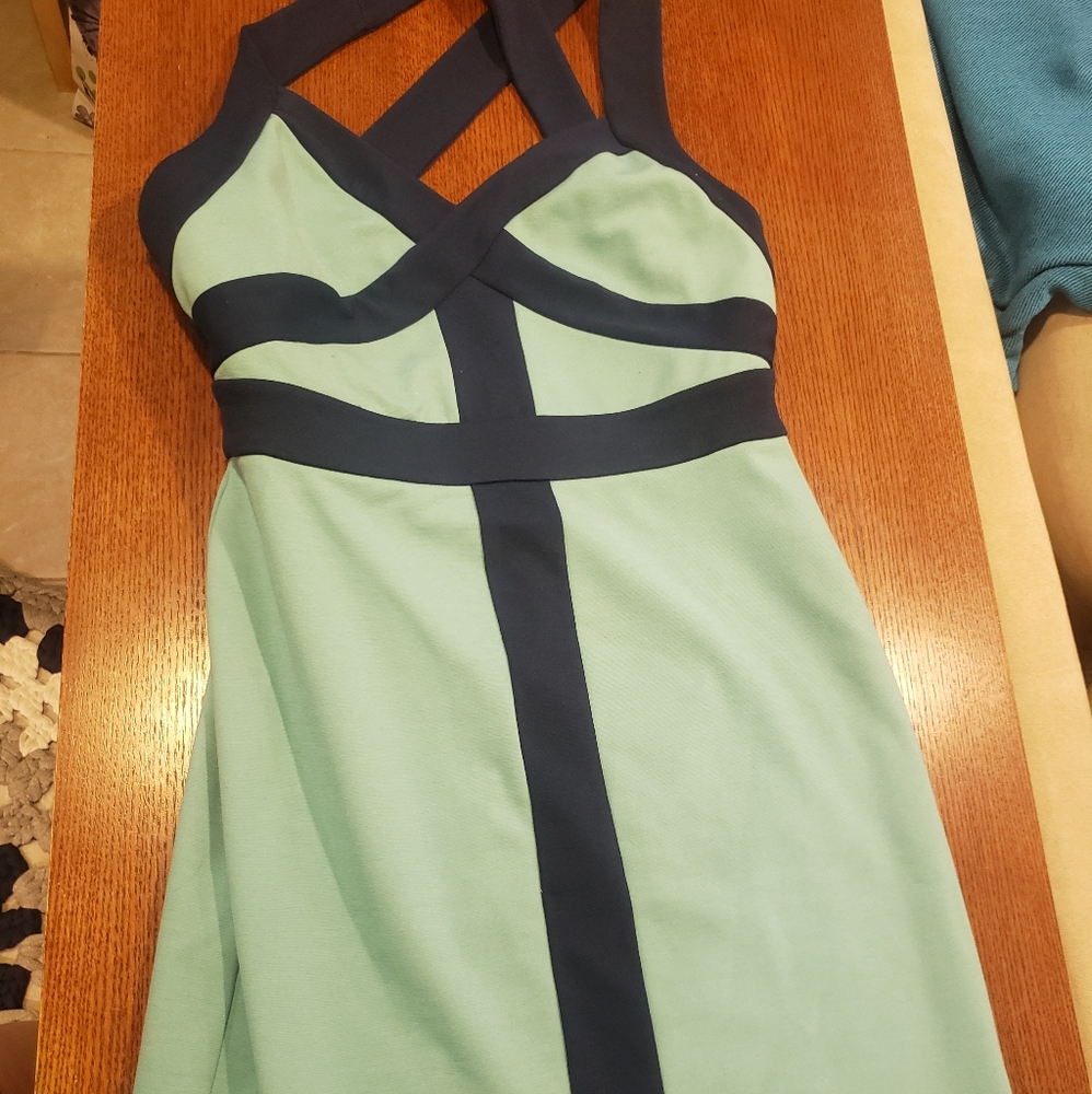 Dress - Picture 3 of 5